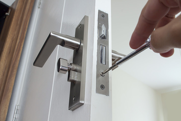 Our local locksmiths are able to repair and install door locks for properties in Clerkenwell and the local area.